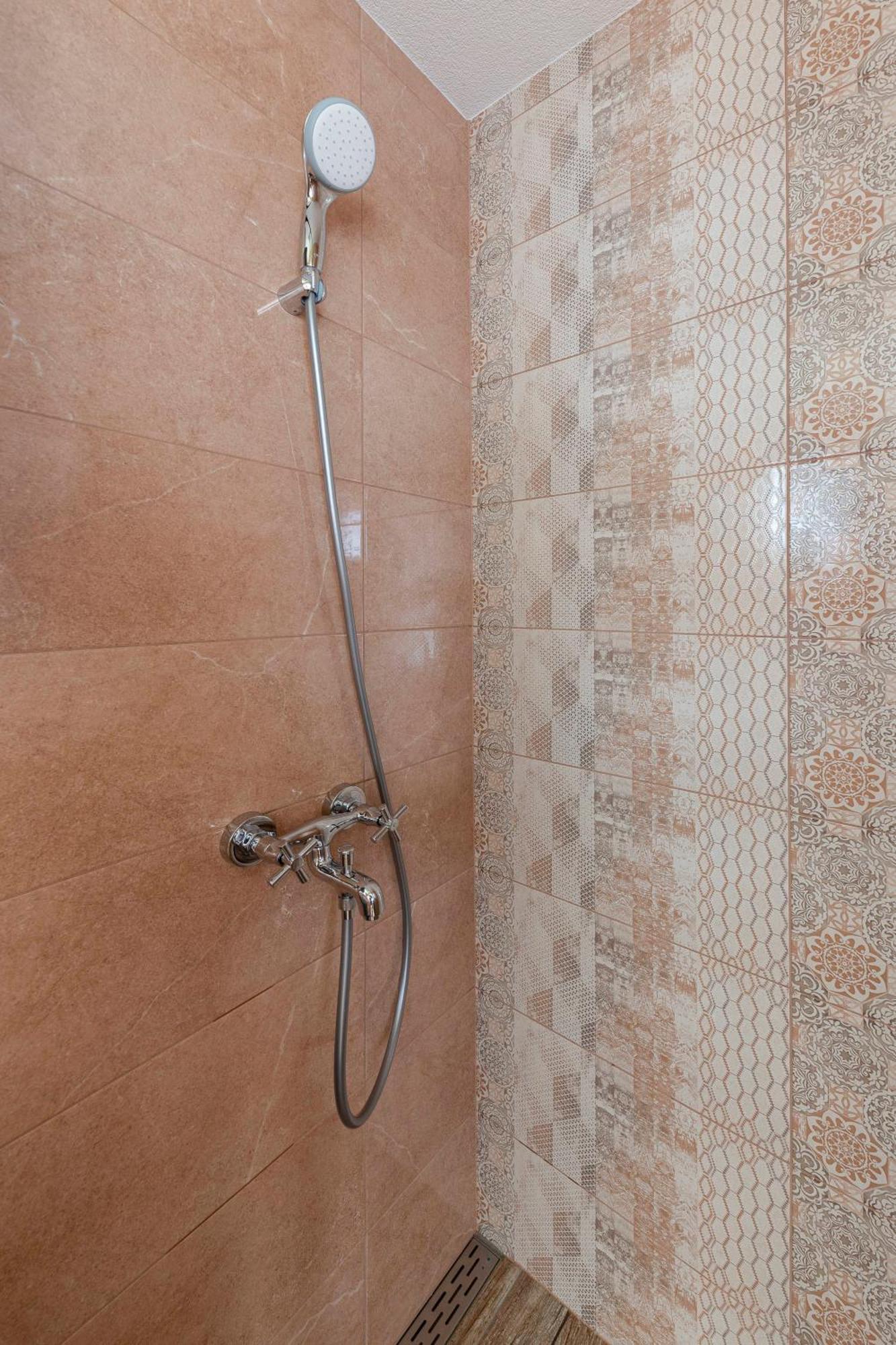 Pr' Koncovc Apartment Kranj Bagian luar foto