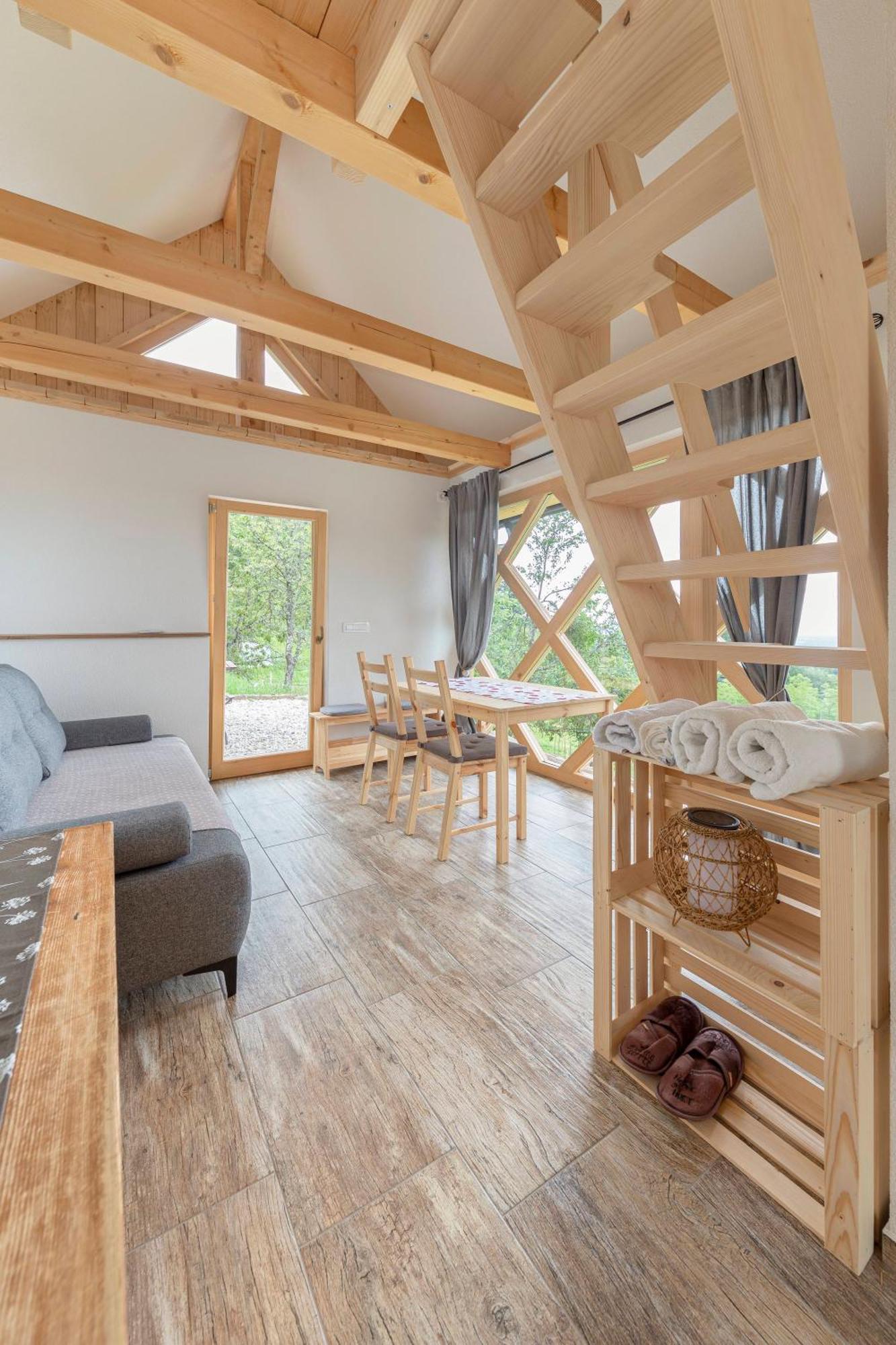 Pr' Koncovc Apartment Kranj Bagian luar foto