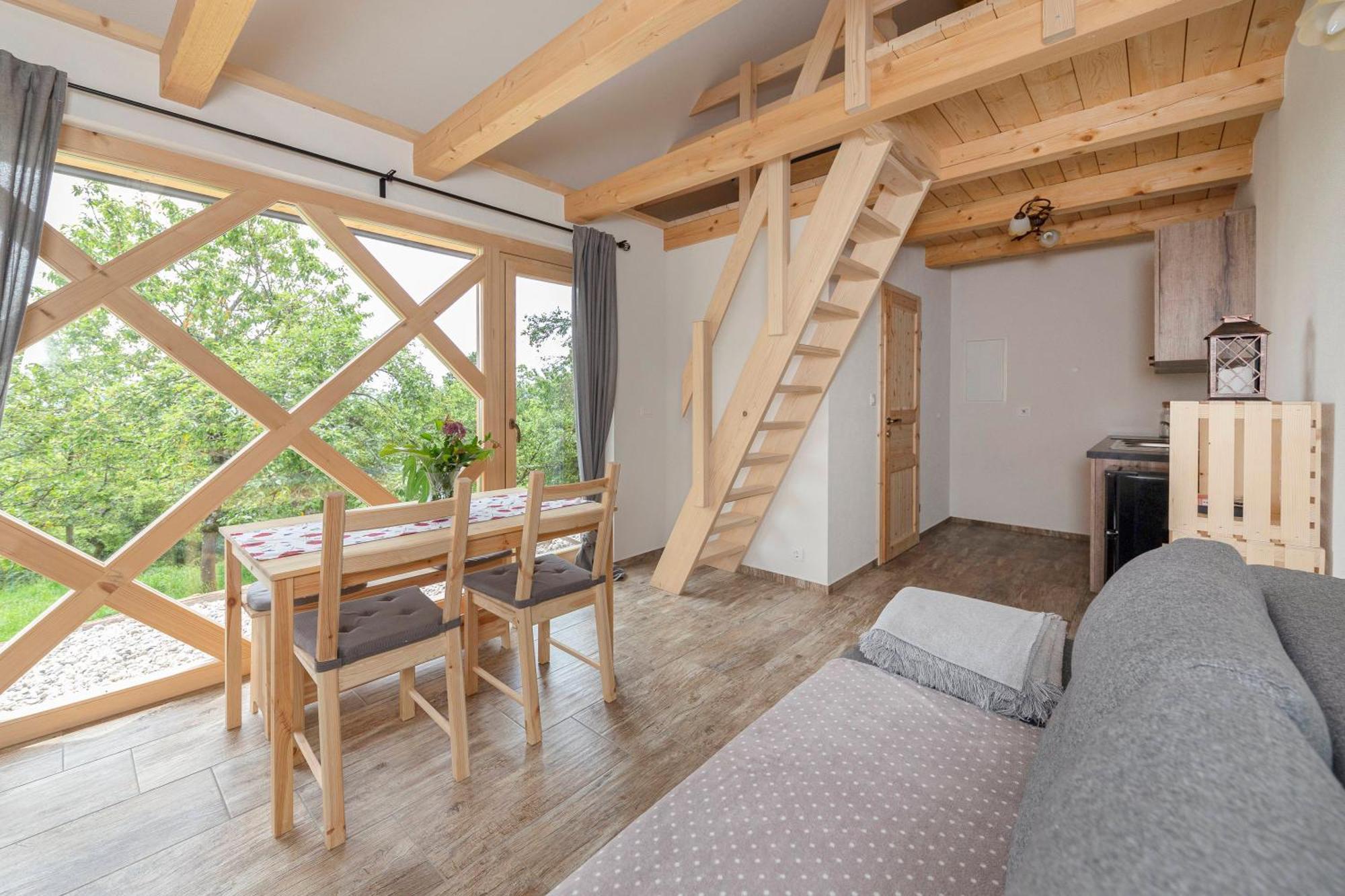 Pr' Koncovc Apartment Kranj Bagian luar foto